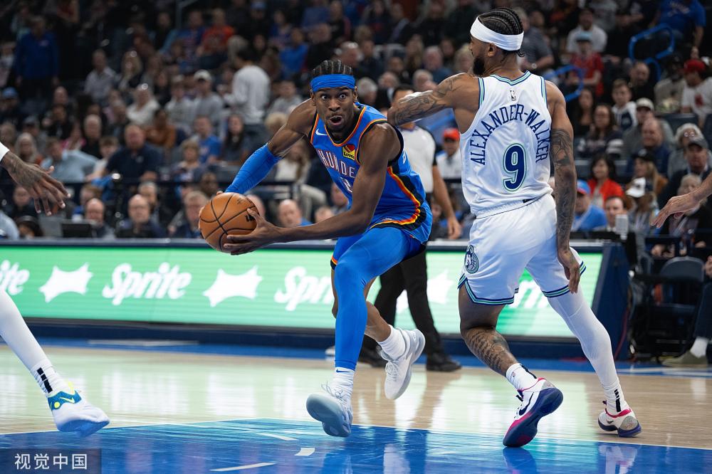 俱乐部中 俱乐部中