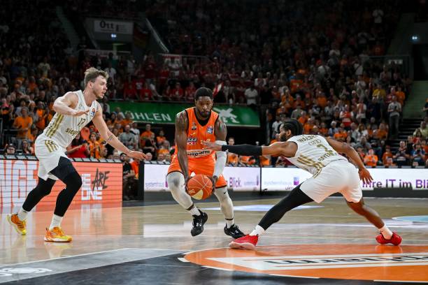 队的关键所 队的关键所