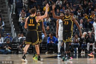 充满期待与 充满期待与