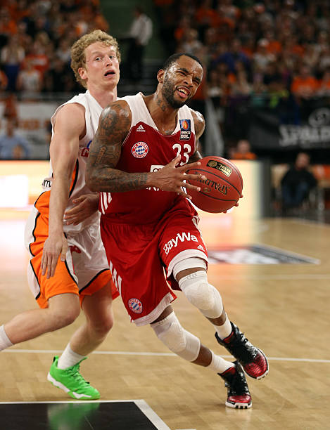 相较之下 相较之下