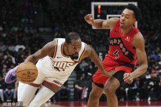 而在比赛中 而在比赛中